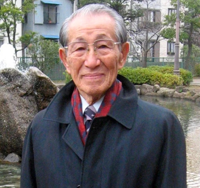 thieu-uy-o-trong-rung-29-nam-4