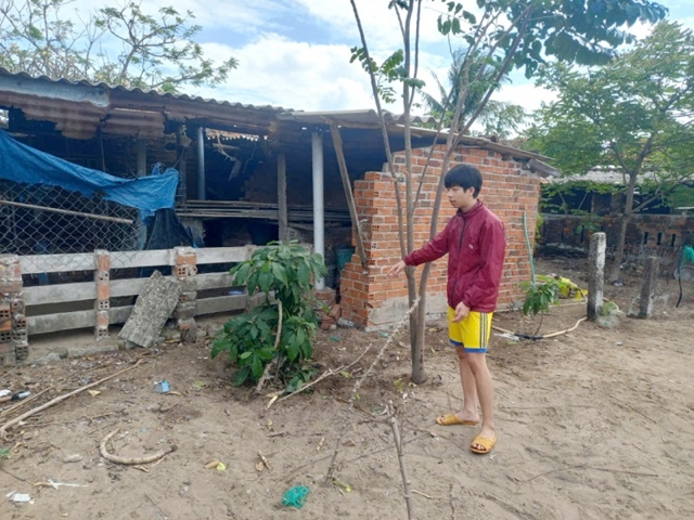 roi-may-bay-quan-su-dak-lak-10