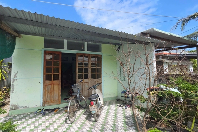 phi-cong-may-bay-quan-su-2