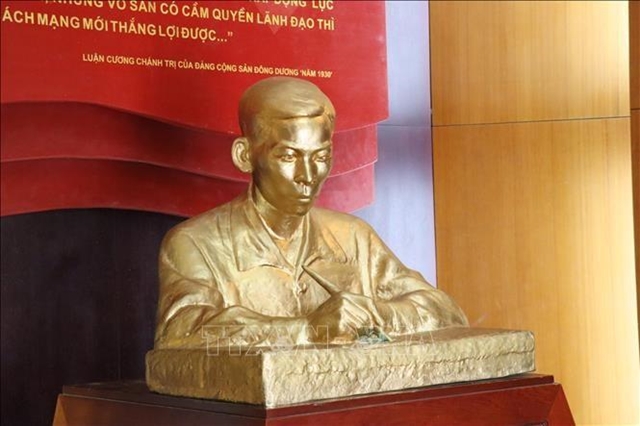 tong-bi-thu-tran-phu-5