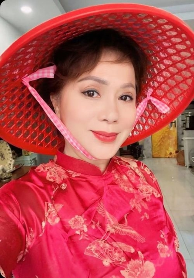 nsnd-huong-dung-o-tuoi-70-nhan-luong-huu-9-trieu-dong-thang-song-an-vui-trong-can-nha-47m2-d493038