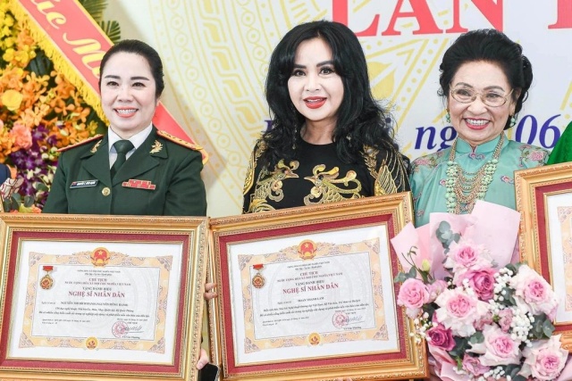 thanh-lam-se-lam-dam-cuoi-voi-chong-bac-si-sau-khi-nhan-danh-hieu-nsnddocx-1709700401893-1791218556001-17912185562752042302020