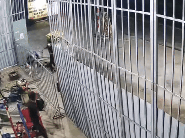 danh-nguoi-tren-duong-ve-que-an-tet-2