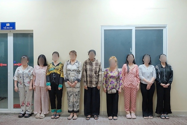 9-phu-nu-danh-nhau-1