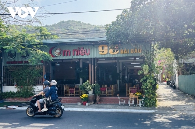 duoi-danh-du-khach-3