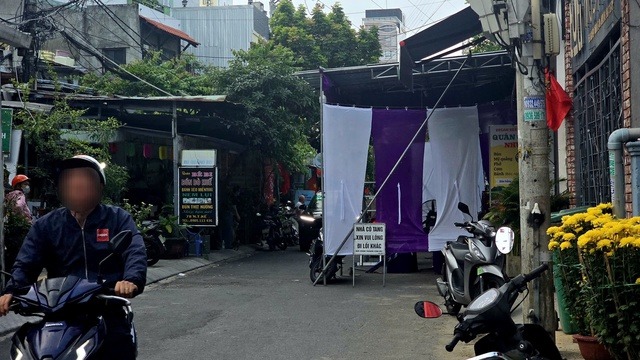 con-trai-sat-hai-cha-ruot-2