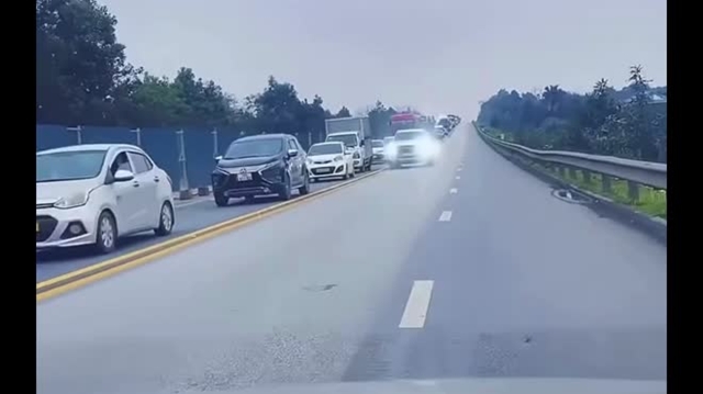 nhay-den-di-nguoc-chieu-1