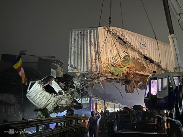 tau-hoa-tong-xe-tai-3