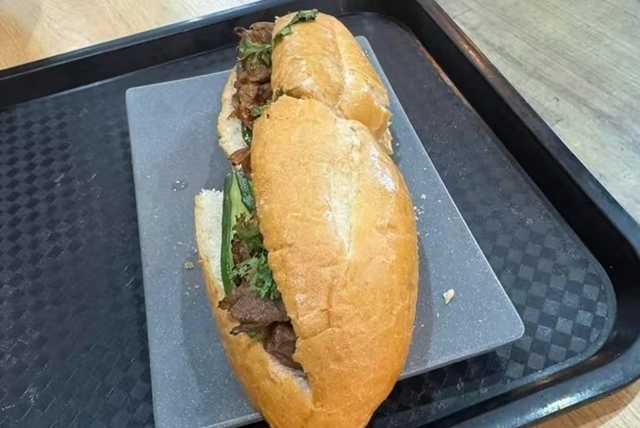 pho-san-bay-cam-ranh-2