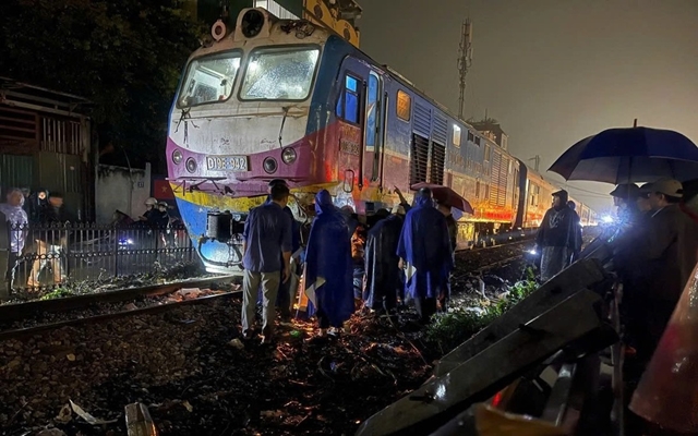 xe-tai-bi-tau-hoa-tong-3