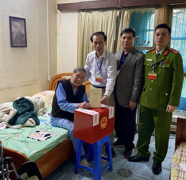 nhac-sy-pham-tuyen-1