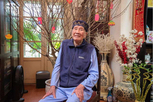 nhac-sy-pham-tuyen-2