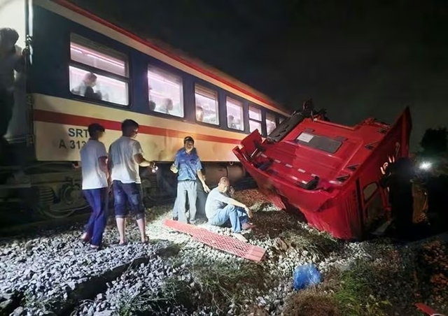 xe-tai-vuot-rao-chan-1