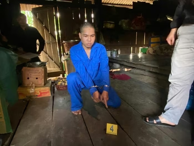 2b137de032a8dbf682b9-jpg-avif