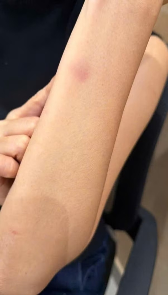 z7749185380817-5c1d8fe4658419252914bfc43255fc98-jpg