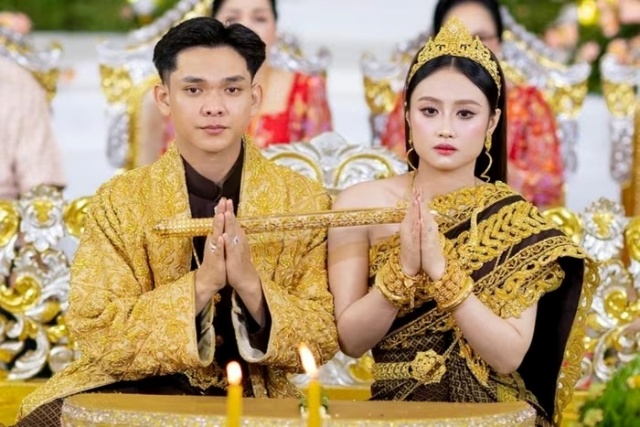 5fbd95294961a03ff970-jpg