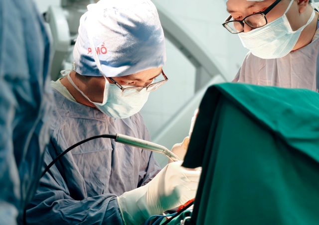 pt-cho-ca-benh-chia-khoa-dam-vao-dau-1251