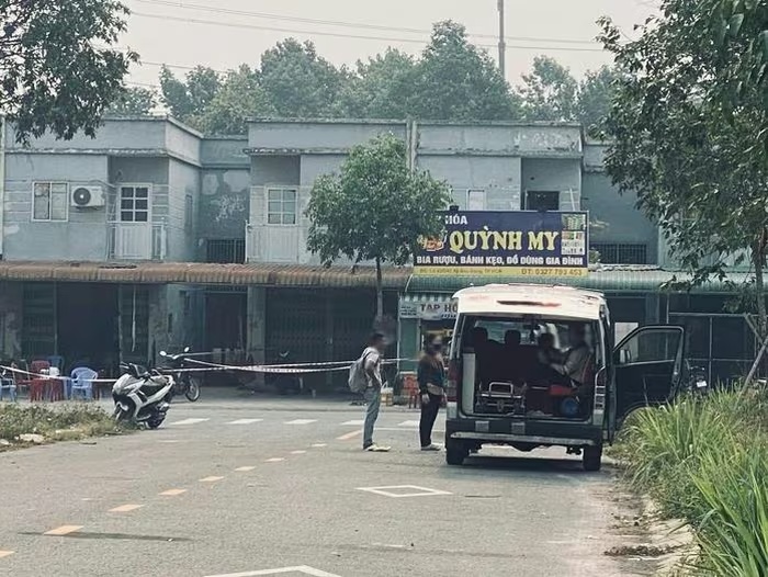 d5690eccd18438da6195-jpg