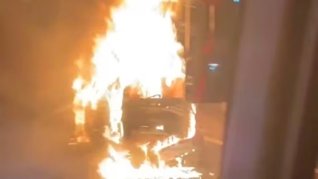 54d318d5c09d29c3708c-jpg