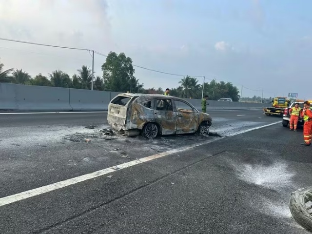 dd0092064a4ea310fa5f-jpg