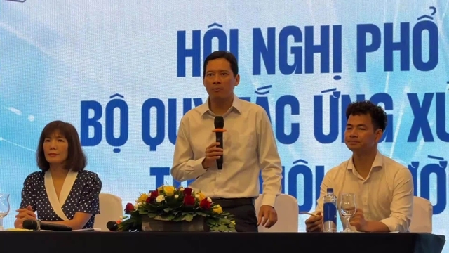 cuc-truong-tu-do-noi-ve-viec-lap-danh-sach-den-nghe-si-de-nh-1779437091