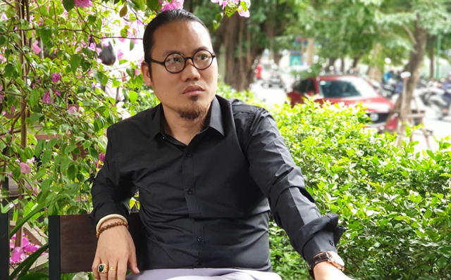 vuong-rau-ke-chuyen-doi-nghe-si-sau-canh-man-nhung-bang-kich-va-am-nhac