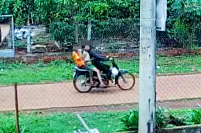 nhom-thieu-nien-cuop-giat-tien-3728-4553-jpg