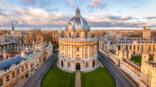 oxford-3-1781715196376-178171519653829959442