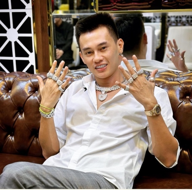 xehay_phan_20cong_20khanh_100723_3
