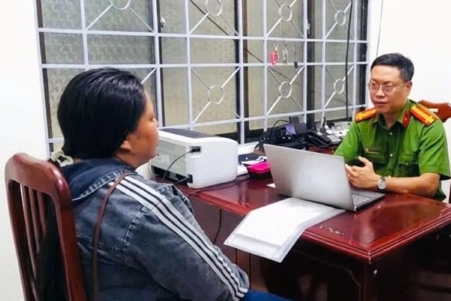 cong-an-lam-viec-voi-dtt-1780843431184641304525