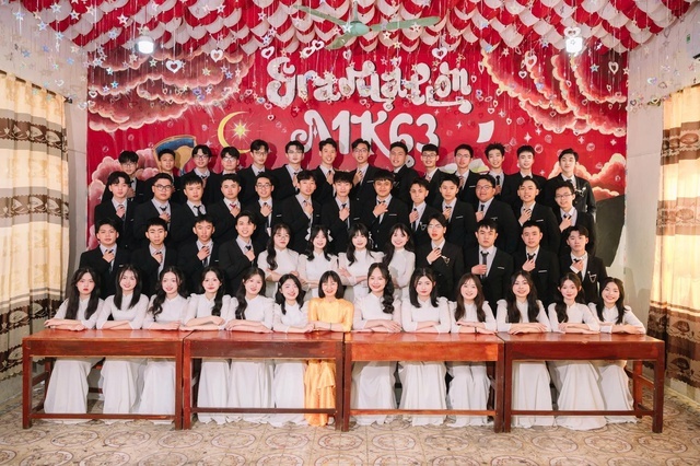 thpt-quynh-luu-1-2-17831479156641675213938