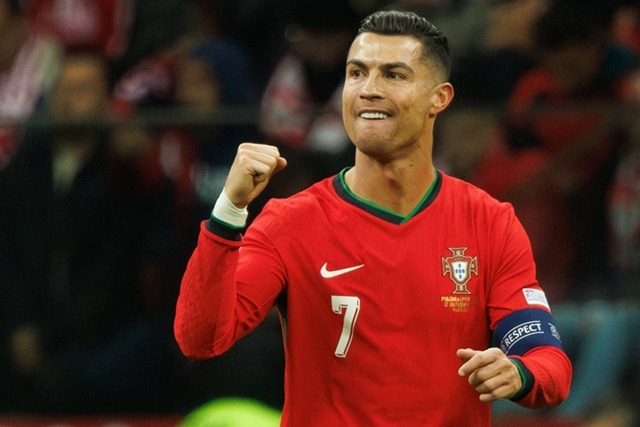ronaldo-lap-them-ky-luc-vuot-qua-moi-gioi-han-49099