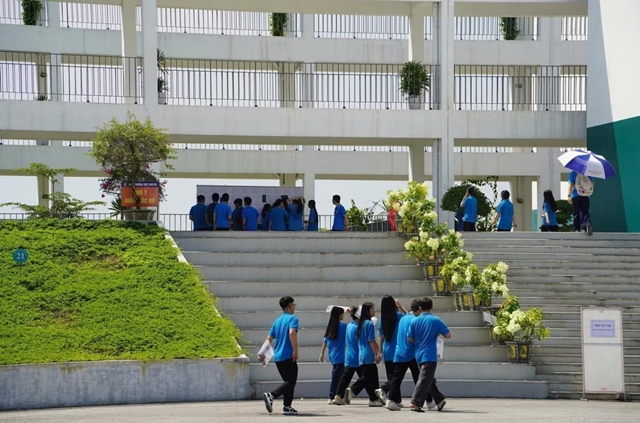 thi-tuyen-quang-282-1-0752