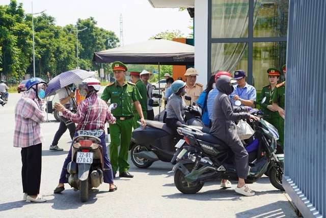 thi-tuyen-quang-282-3-0752