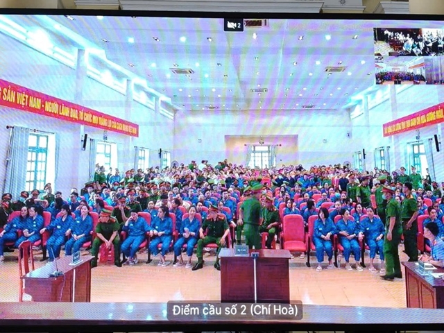 2-diem-cau-chi-hoa-178693469728147368123