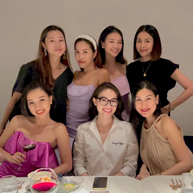 hoi-ban-than-cua-ha-tang-toan-my-nhan-va-hoa-hau-co-nguyen-tac-dac-biet-20221107204837933