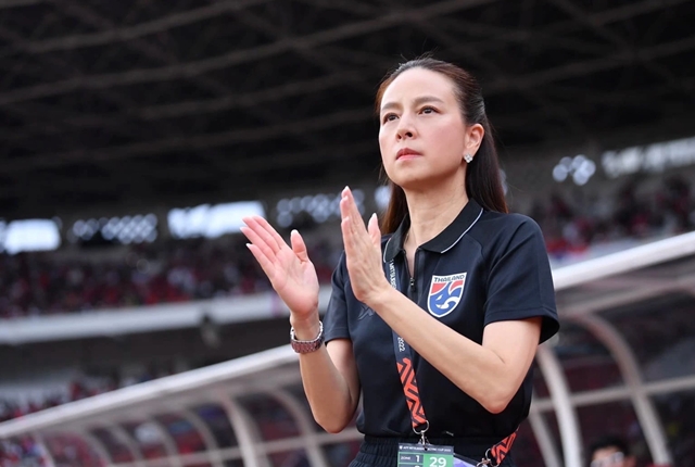 madam-pang-da-toi-ha-noi-du-khan-chung-ket-cung-lanh-dao-fifa-va-chu-tich-vff-185260826141234985