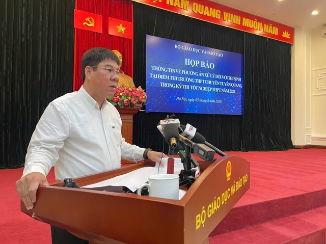 cap-nhat-hop-bao-cong-bo-ket-qua-vu-gian-lan-diem-thi-o-tuyen-quang-0921