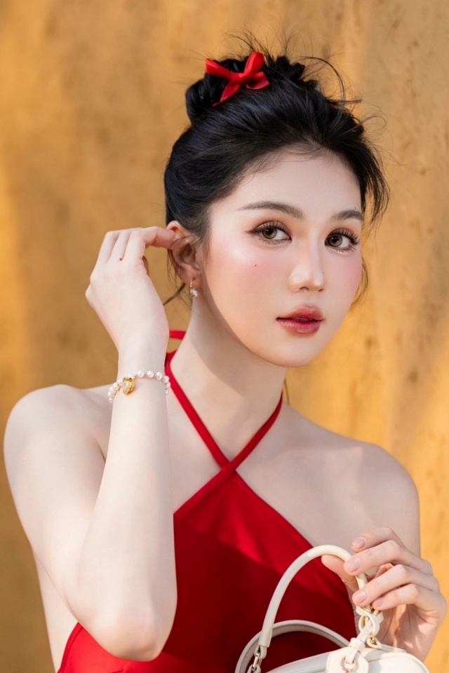 ngoc-trinh-nhan-sac-1-17784165-7343-9589-1778417670