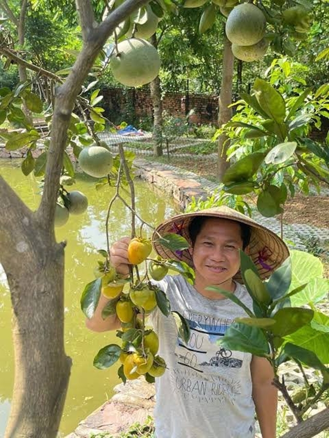 cuoc-song-trong-rau-hai-qua-cua-nghe-si-trong-tan-5099781