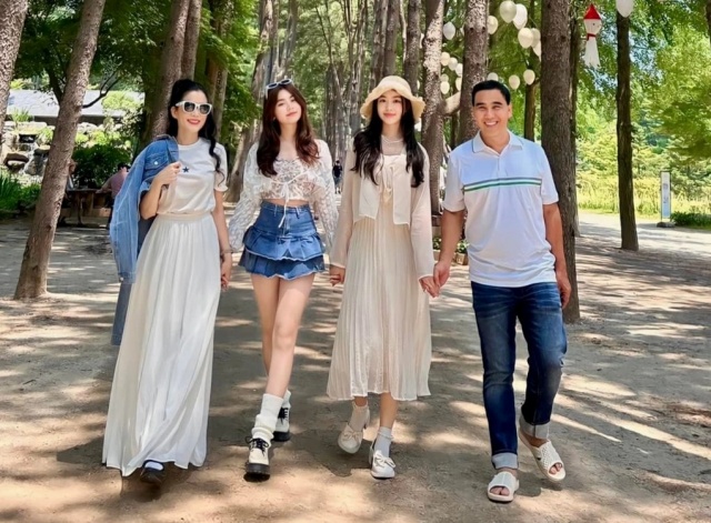 quyenlinh2-edited-1707312045577