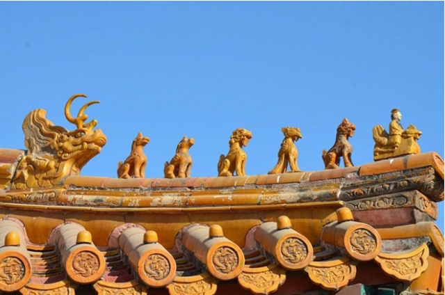 mai-ngoi-trong-tu-cam-thanh-2