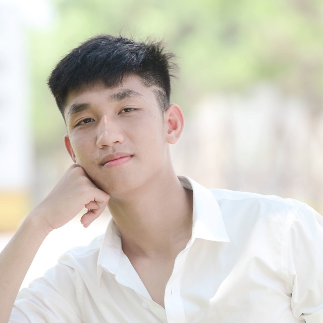dem-khong-het-hotboy-cua-u23-viet-nam-day-la-nguyen-trong-dai-chang-cau-thu-cao-1m84-20180125173233838
