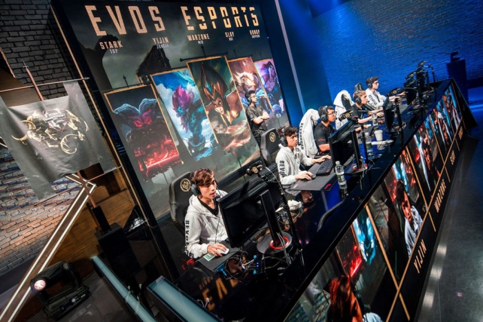 Hết bóng đá, Thái Lan lại gặp cơn ác mộng Việt Nam tại World Cup Liên Minh Huyền Thoại