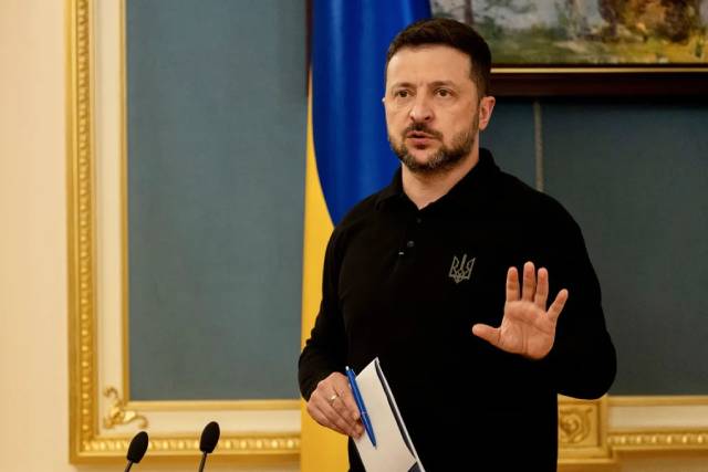 tong-thong-ukraine-khong-tham-gia-dam-phan-nga-goi-ong-zelensky-la-ga-he-1