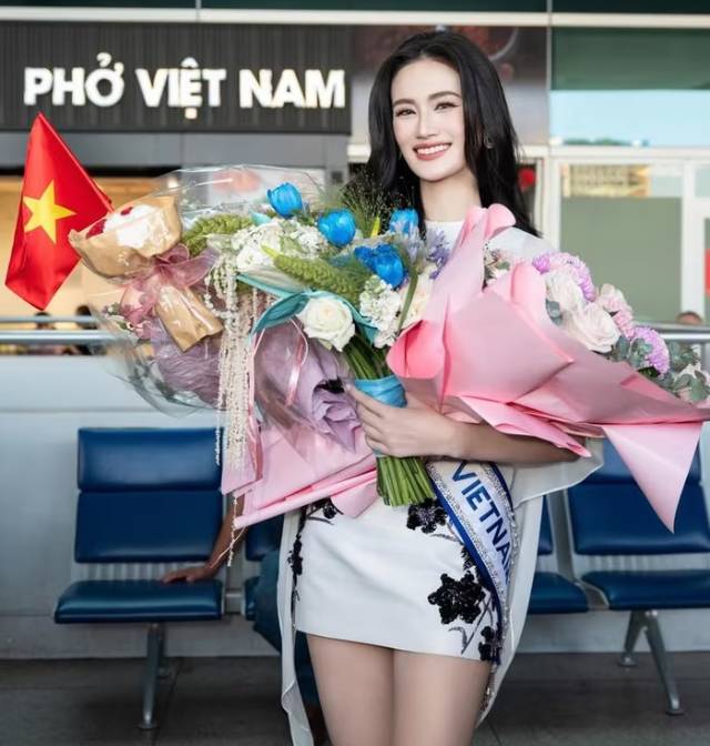 hoa-hau-y-nhi-chuan-bi-hanh-ly-len-duong-thi-miss-world-nhung-thieu-vang-1-nguoi-2