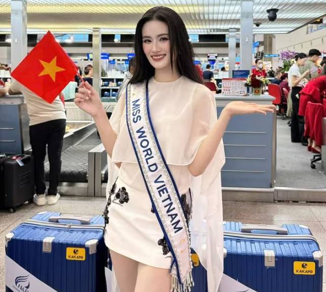 hoa-hau-y-nhi-chuan-bi-hanh-ly-len-duong-thi-miss-world-nhung-thieu-vang-1-nguoi-3