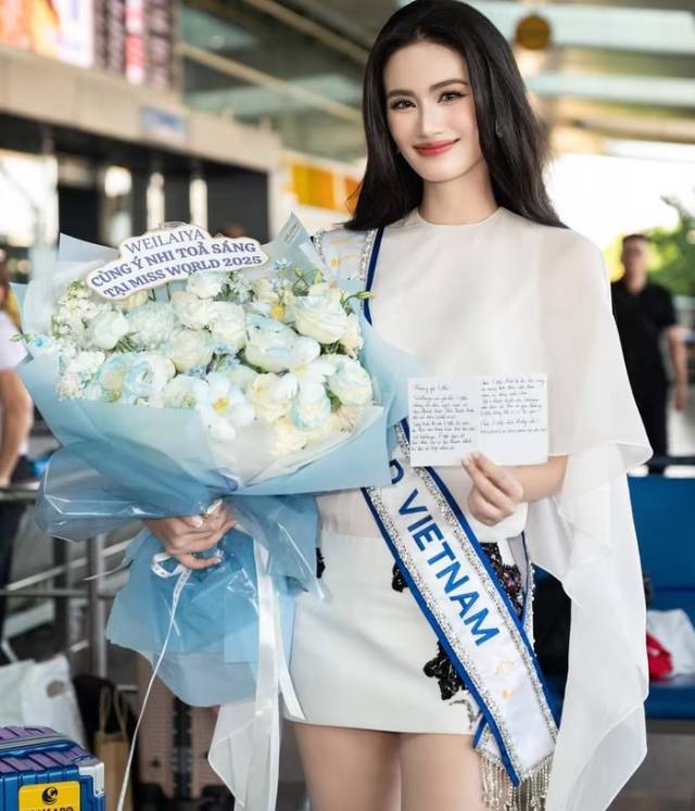 hoa-hau-y-nhi-chuan-bi-hanh-ly-len-duong-thi-miss-world-nhung-thieu-vang-1-nguoi-8
