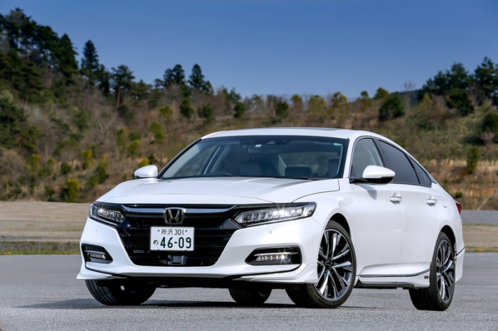 Xe ế Honda Accord tung phiên bản thể thao hòng hút khách của Toyota Camry