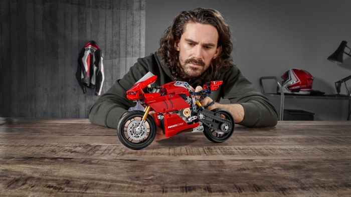 Siêu xe Ducati Panigale V4 có phiên bản rút gọn giá chỉ 1,6 triệu đồng